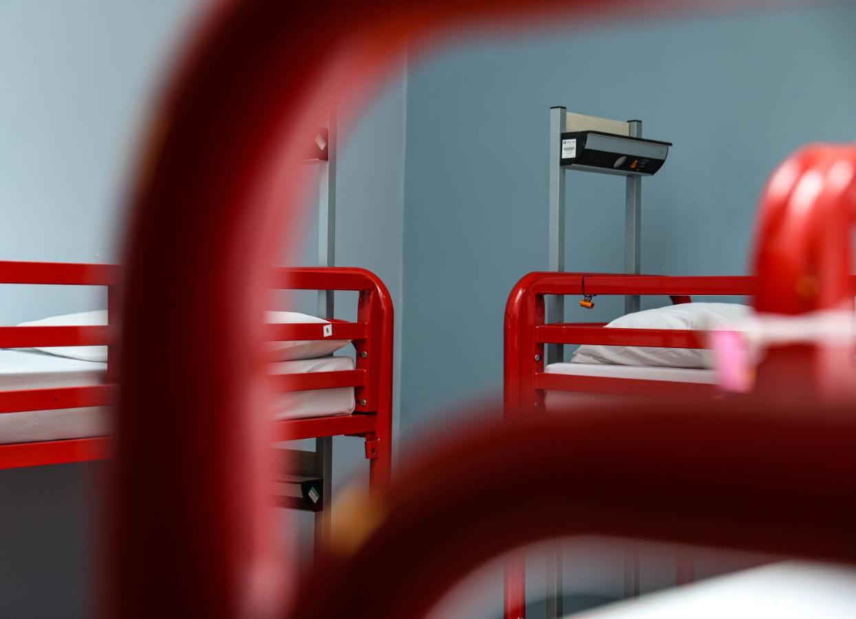 Astor Hyde Park Hostel (Adults Only) Лондон Екстериор снимка